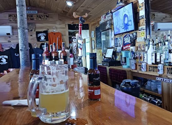 maine/oxford-county/bar/the-knotty-moose-cabins-and-tavern