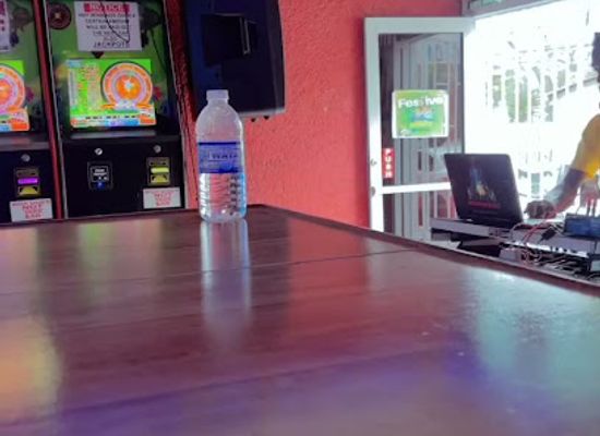jamaica/negril-area/bar/festive-sistaz-lounge