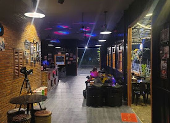 cambodia/oddar-meanchey/bar/hidden-cafe-pub