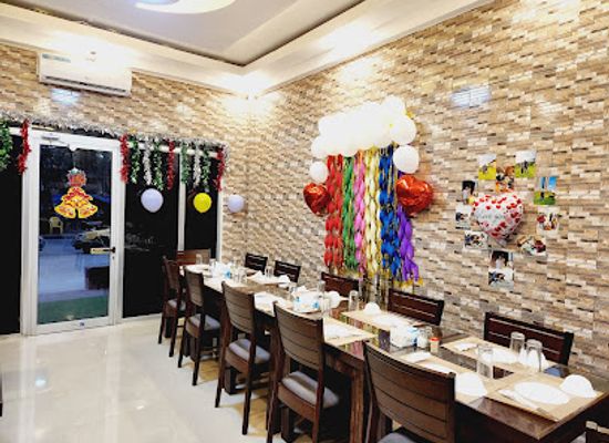guinea/lower-guinea/bar/7days-indian-restaurant-bar