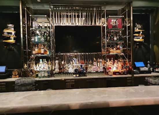 canada/toronto/entertainment-district/bar/mister-c