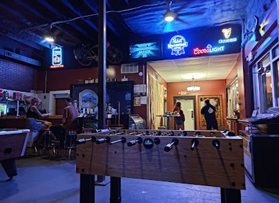 new-hampshire/white-mountains/bar/slim-pickin-s