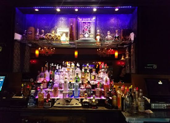 mississippi/gulfport/bar/elaine-s-place-to-be