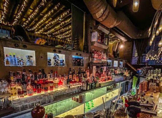 bulgaria/central-southern-bulgaria/bar/oscar-club-cocktail-bar