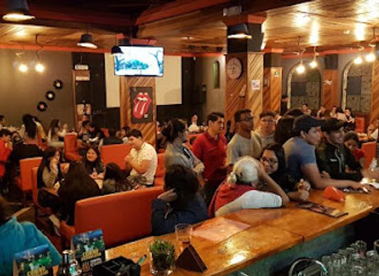 ecuador/imbabura-region/bar/alabuena-bar-lounge