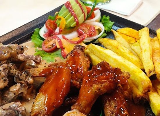 ecuador/carchi-region/bar/la-rioja-exclusive-restaurant-bar