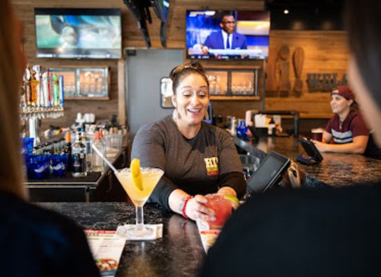 utah/cedar-valley/bar/chili-s-grill-bar