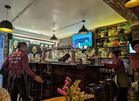 peru/machu-picchu/machu-picchu-pueblo/bar/mapacho-craft-beer-restaurant