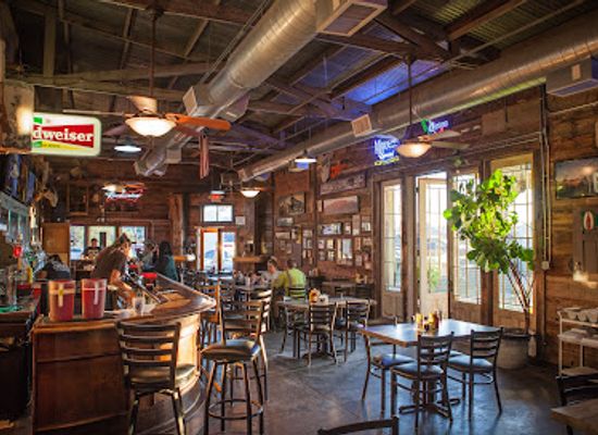 arizona/superstition-mountains/bar/porter-s-saloon-grill