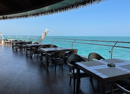 qatar/al-thakira-mangroves/bar/al-nahham-restaurant