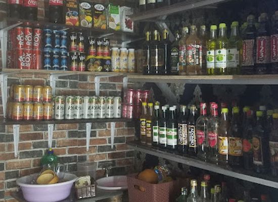 ghana/western-region/bar/smoochies-pub