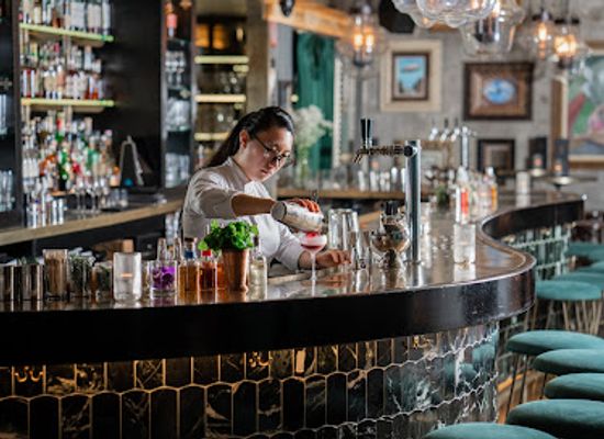 australia/southern-western-australia/bar/employees-only-restaurant-bar