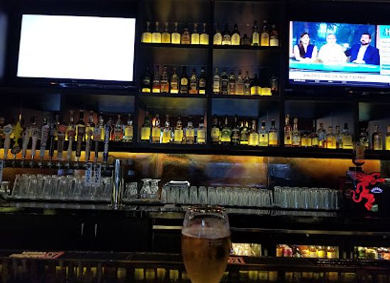 nebraska/high-plains/bar/houston-s-lounge