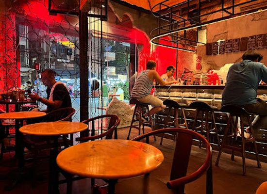 thailand/central-thailand/bar/tai-soon-bar
