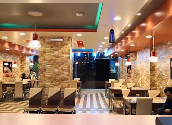 saudi-arabia/abha/bar/broast-deluxe-chicken