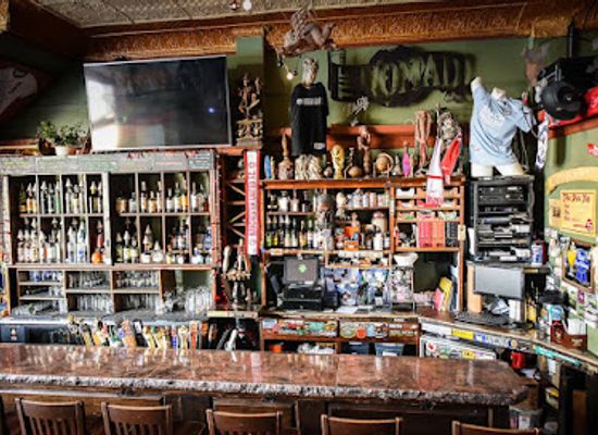 wisconsin/milwaukee/east-side/bar/nomad-world-pub