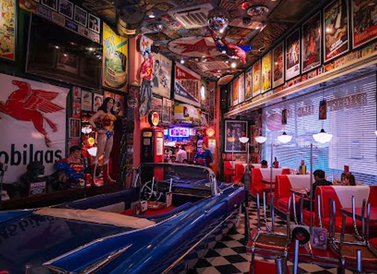 philippines/luzon/bar/filling-station-bar-and-cafe