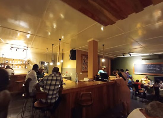 central-african-republic/kemo/bar/5-fourchettes