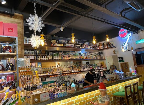 malaysia/kedah/bar/cellar-bank-langkawi