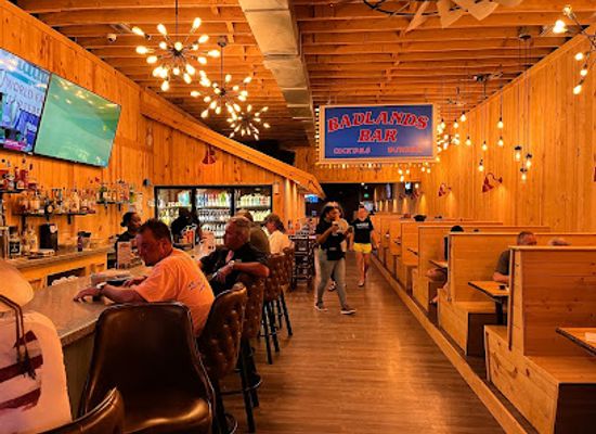 south-dakota/pine-ridge/bar/badlands-saloon-grille