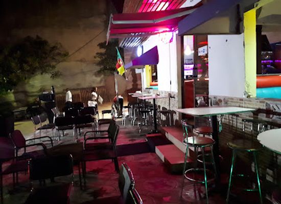 cameroon/kalamaloue-national-park/bar/route-66-bar-grill-bastos-yaounde