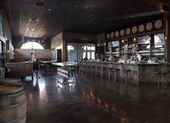 louisiana/atchafalaya-basin/bar/the-grouse-room