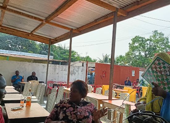 gabon/akanda-national-park/bar/pelican-bar-resto