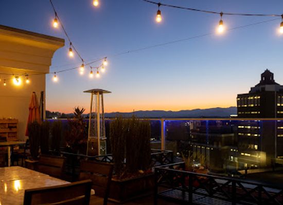 north-carolina/asheville-area/bar/pillar-rooftop-bar