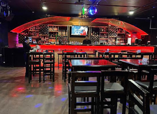 qatar/doha/souq-waqif/bar/the-tunnel-lounge-club-doha