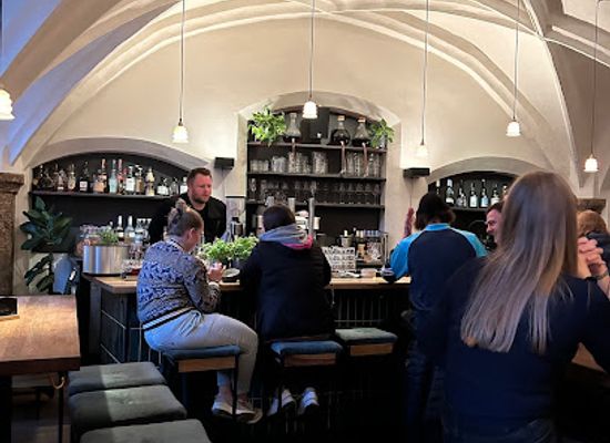 austria/innsbruck/igls/bar/fuchs-und-hase-bar