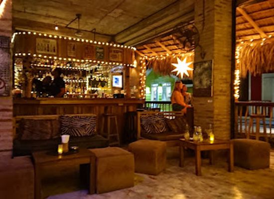 dominican-republic/los-haitises/bar/el-mosquito-art-bar