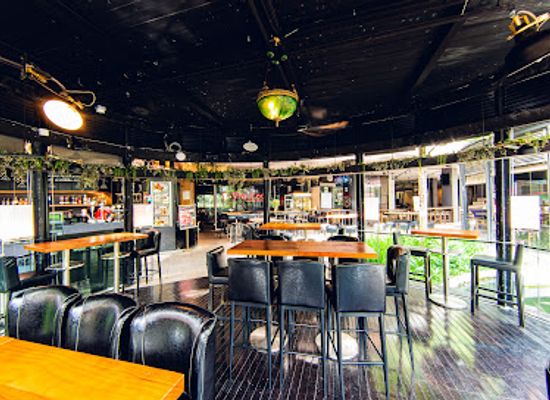 singapore/changi/bar/viva-loca-international