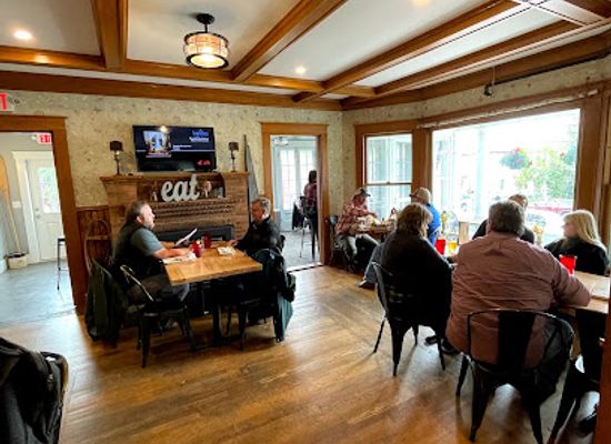 maine/rangeley-lake/bar/furbish-brew-house-eats