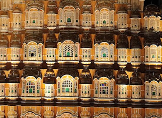 india/jaipur/hawa-mahal/bar/wind-view-cafe