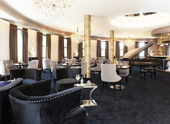 luxembourg/moselle-valley/bar/caesar-s-bar-im-victor-s-residenz-hotel-schloss-berg