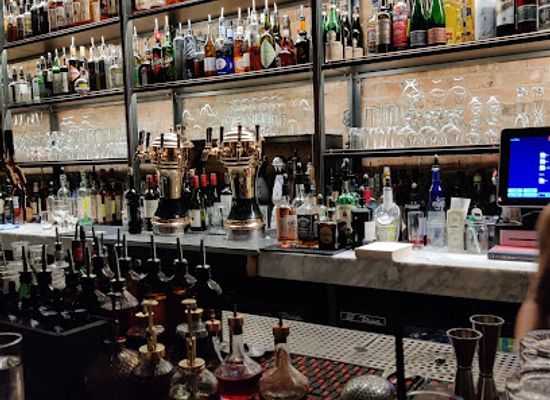 utah/great-salt-lake-desert/bar/white-horse-spirits-kitchen