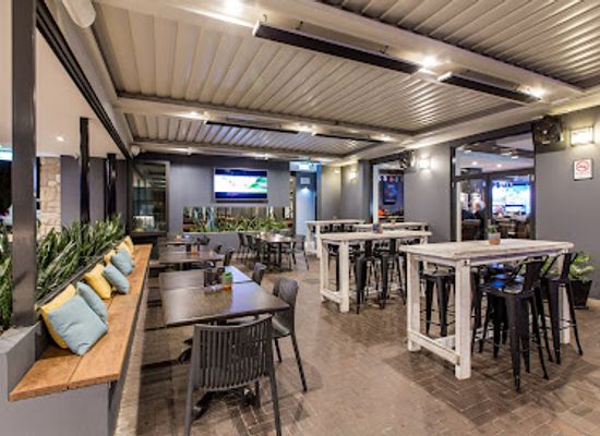 australia/riverina/bar/kooringal-hotel