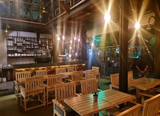 sri-lanka/ella/bar/the-barn-by-starbeans