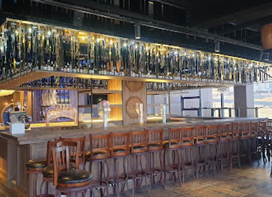 mongolia/mongolian-manchurian-grassland/bar/the-crown-premium-garden