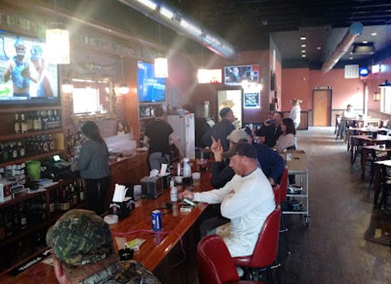 indiana/new-albany/bar/hitching-post-tavern