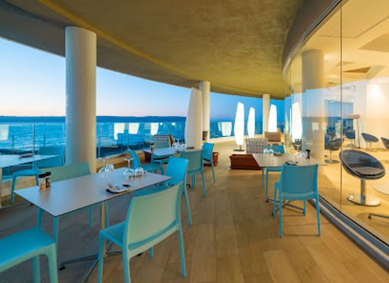 malta/ramla-bay/bar/the-brigantine-lounge-bar