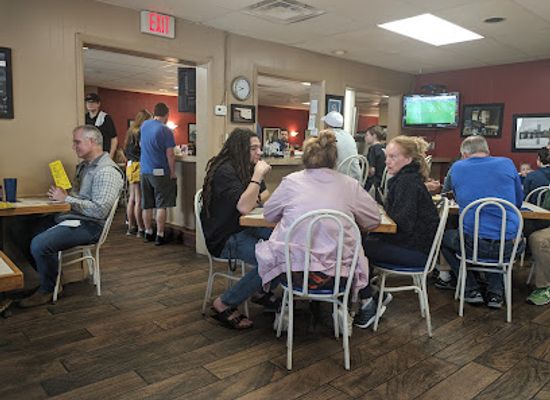 oklahoma/tulsa/brookside/bar/brookside-by-day
