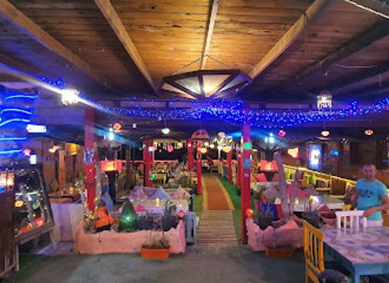 egypt/dahab/bar/friends-restaurant
