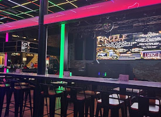 philippines/manila/malate/bar/intro-lounge-bar-restaurant