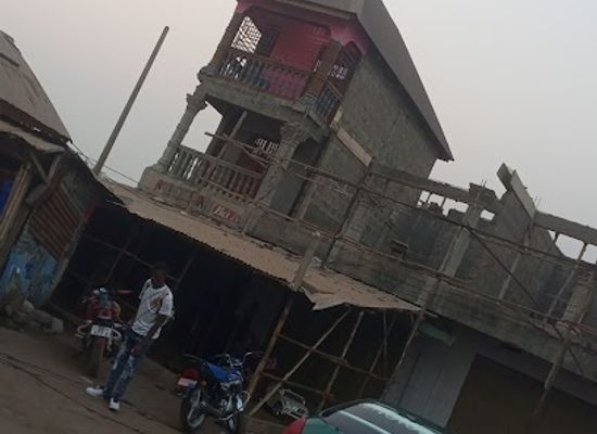 sierra-leone/koinadugu-district/bar/amizo-9ine-bar