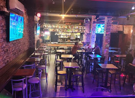 peru/north-coast/bar/cafe-rock