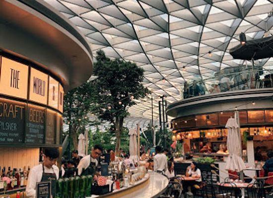 singapore/changi/bar/the-world-is-flat