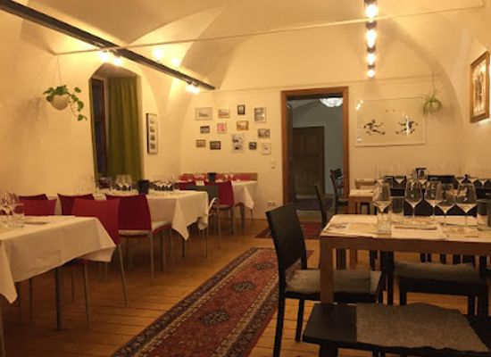austria/lake-neusiedl/bar/zum-echten-leben-kaffeehaus-weinbar