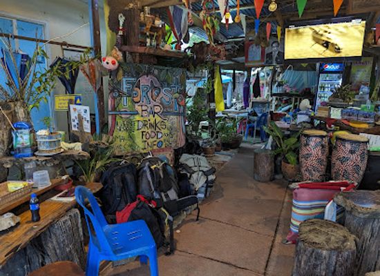 thailand/chumphon/bar/forest-bar