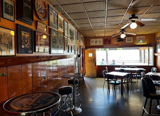 ohio/cincinnati/bar/city-view-tavern